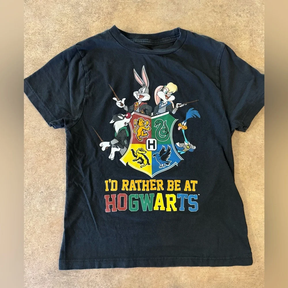 Looney Tunes/Hogwarts Collab Graphic Short Sleeve T-Shirt, Youth Size Small 6/7